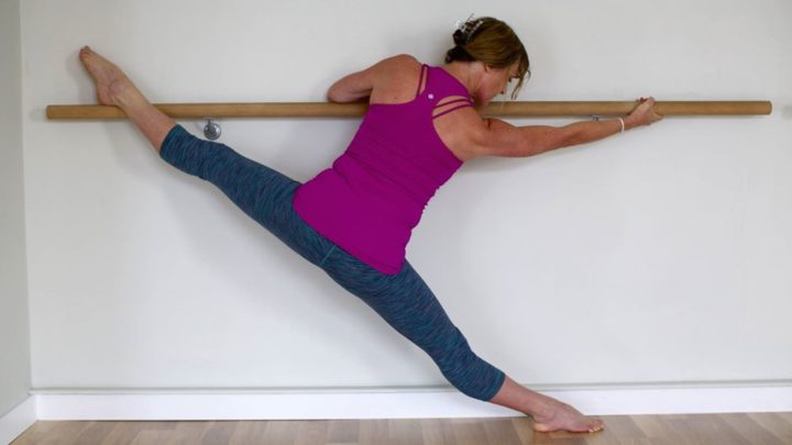 blue-tropics-wafs-wunder-under-crops-barre