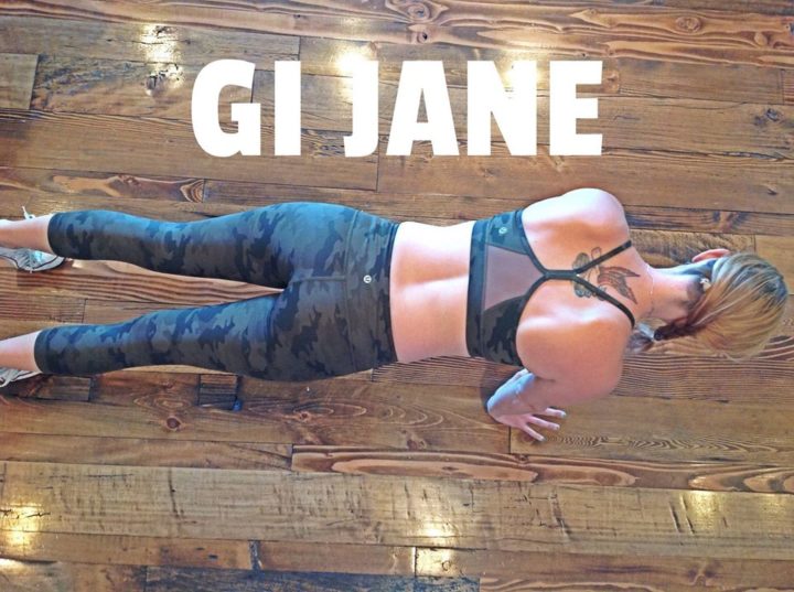 fatigue-green-camo-wunder-under-crops-flow-y-bra