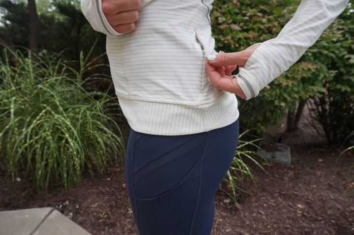 lululemon-run-for-gold-half-zip-ghost