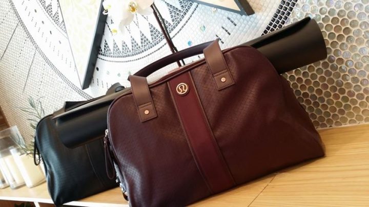 bordeaux-drama-two-times-yogi-bag