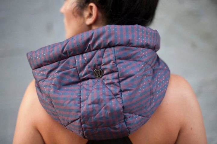 lululemon-gin-gingham-bordeaux-drama-inkwell-dickie-vest-hoodie