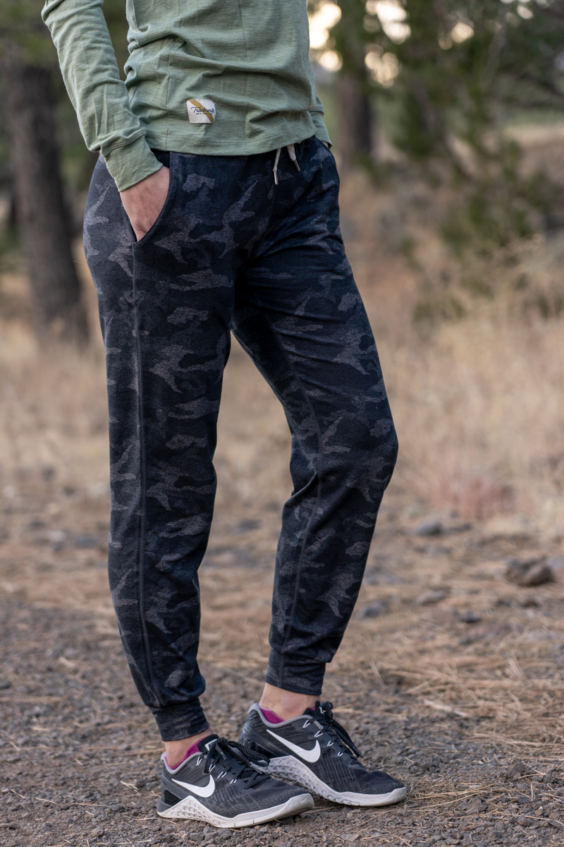 Vuori performance jogger review-3 - Agent Athletica