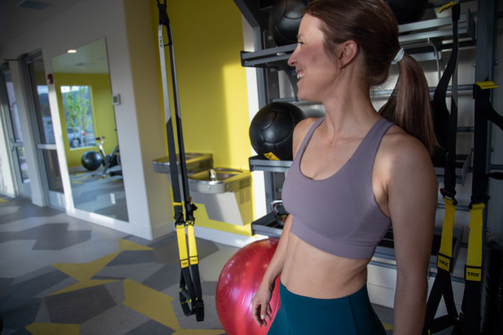 Lululemon free to be elevated bra review