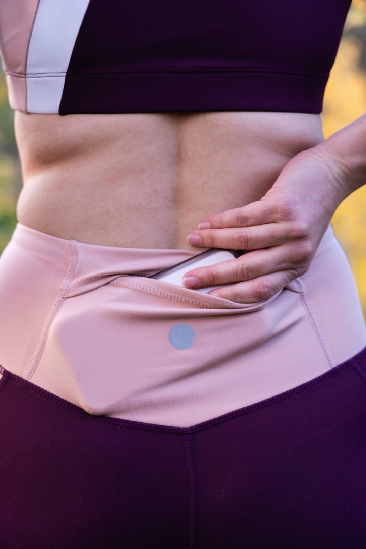 Threads 4 Thought review: Saskia colorblock leggings back pocket